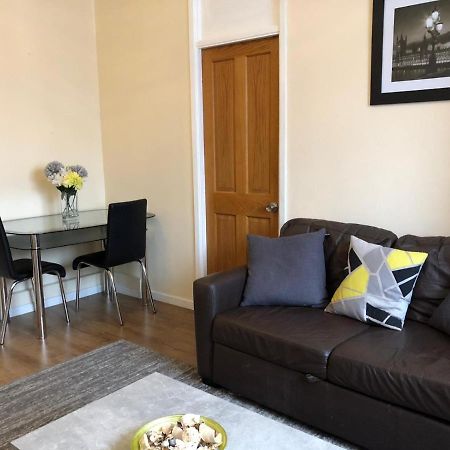 Entire Flat Very Comfortable 1 Bedroom London Luaran gambar